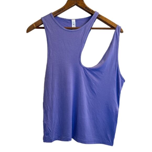 LULULEMON Shoulder Cut-Out Yoga Tank NWT - Picture 2 of 7